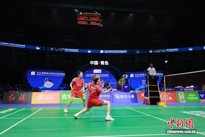 中国羽毛球队亚团赛摘银 年轻选手闪耀赛场备战