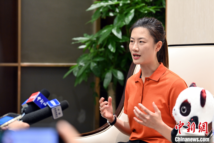 丁宁谈体育交流与年轻运动员成长：赛场内外皆