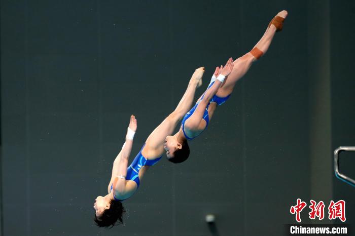 巴黎奥运中国代表团集结：老将坚守新星闪耀