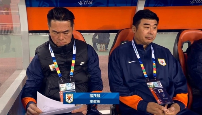 山东泰山主场1-2不敌大连英博 12年主场不败纪录