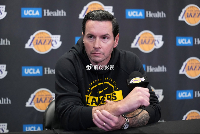 东契奇腿筋二级拉伤报销，雷迪克决策引争议