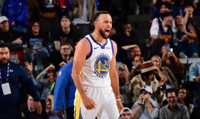 勇士126121逆转快船 创造黑十奇迹 库里38岁单场