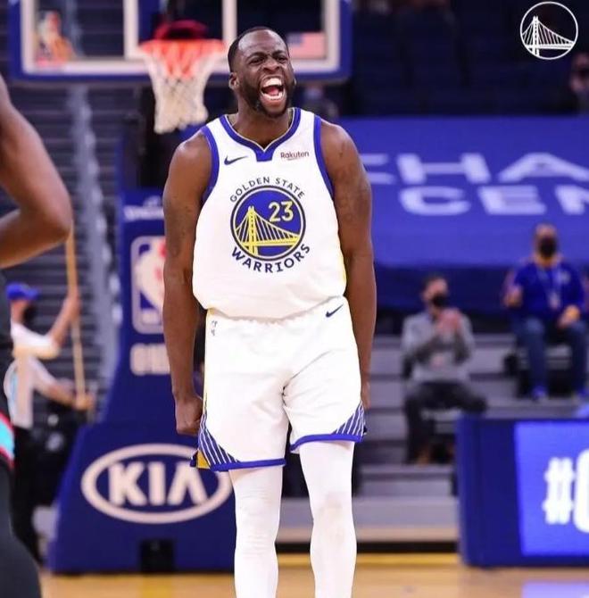 勇士126121逆转快船 创造黑十奇迹 库里38岁单场