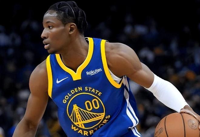 勇士126121逆转快船 创造黑十奇迹 库里38岁单场